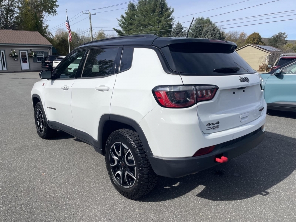 Slideshow Image - 